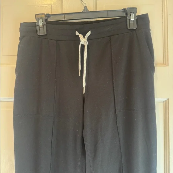Vuori Women’s Black Performance Pants Drawstring Athletic Lounge Size M - Picture 2 of 6